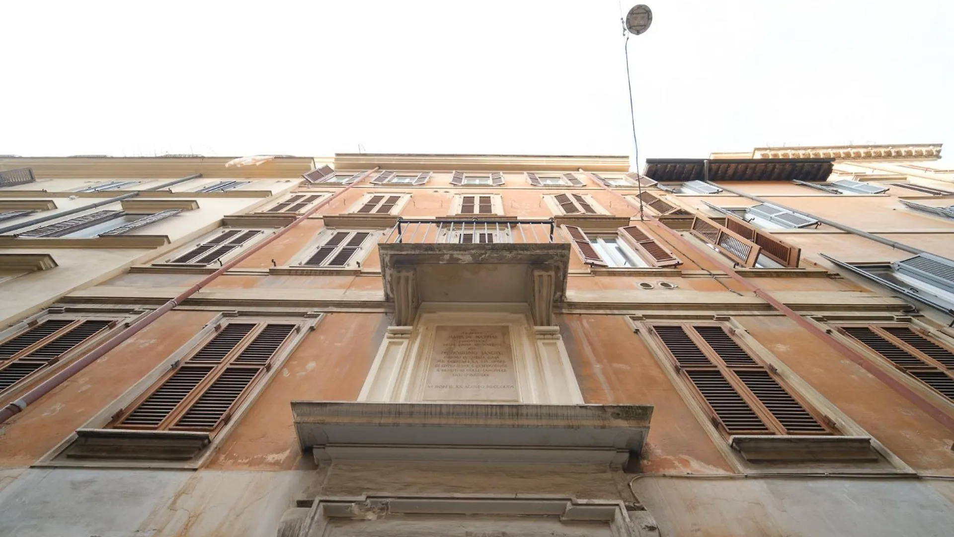 Juan'S Trevi Apartment Buddyrent Rome