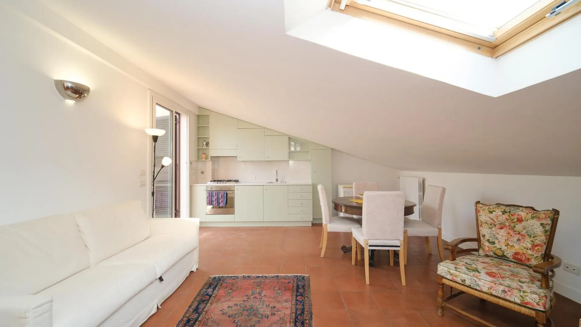 Juan'S Trevi Apartment Buddyrent Rome Italie