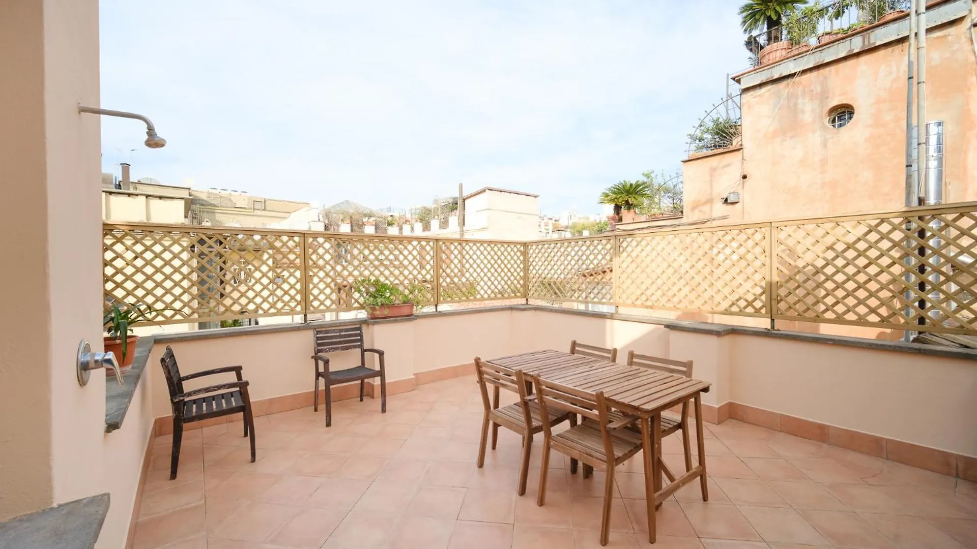 Juan'S Trevi Apartment Buddyrent Rome